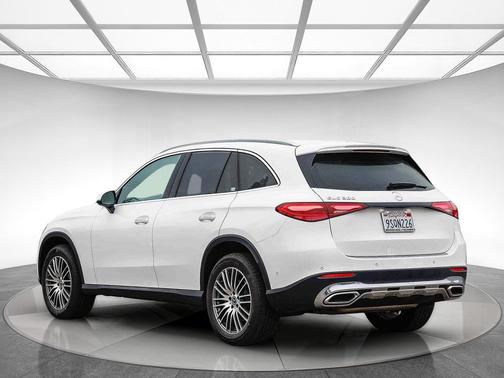 2025 Mercedes-Benz GLC 300 Base