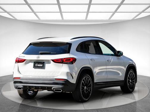 2022 Mercedes-Benz GLA 250 Base