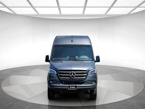 2025 Mercedes-Benz Sprinter 2500 Standard Roof