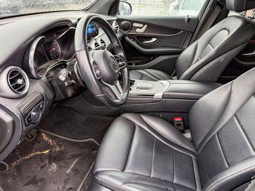 2022 Mercedes-Benz GLC 300 4MATIC