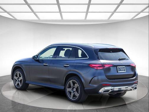 MANUFAKTUR exclusive graphite grey magno 2026 Mercedes-Benz GLC 350e Base