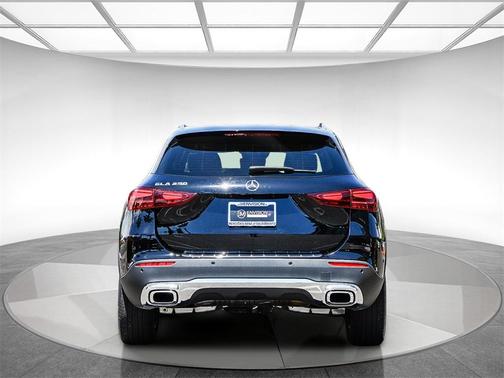 2025 Mercedes-Benz GLA 250 4MATIC