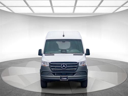 2025 Mercedes-Benz Sprinter 2500 Standard Roof