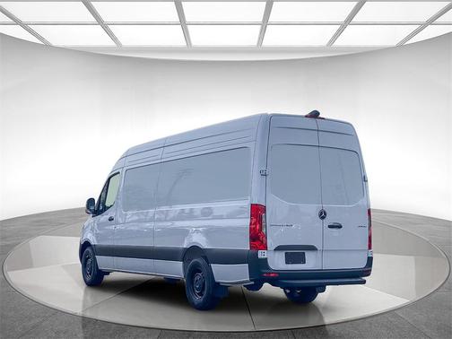 2025 Mercedes-Benz Sprinter 2500 Standard Roof