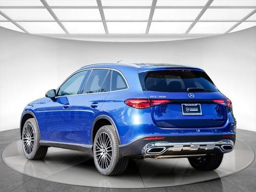 2025 Mercedes-Benz GLC 300 Base