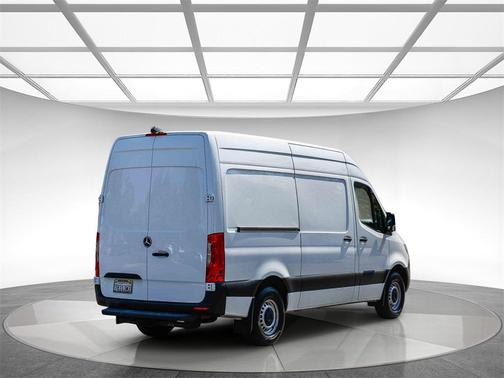 2023 Mercedes-Benz Sprinter 2500 Standard Roof