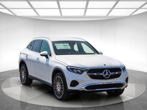 2025 Mercedes-Benz GLC 300 Base