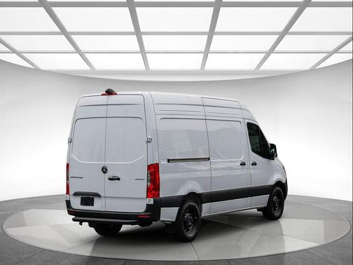 2026 Mercedes-Benz Sprinter 2500 Standard Roof