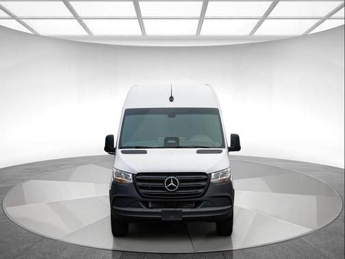 2026 Mercedes-Benz Sprinter 2500 Standard Roof