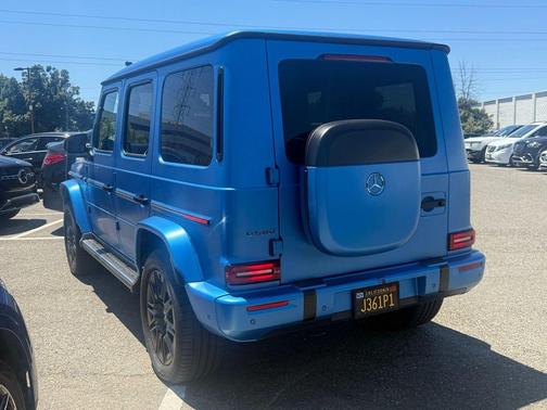 MANUFAKTUR South Sea Blue Magno 2025 Mercedes-Benz G-Class G 580