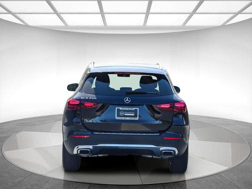 2025 Mercedes-Benz GLA 250 Base