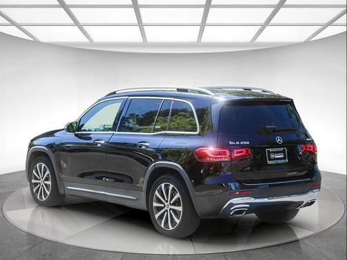 Night Black 2021 Mercedes-Benz GLB 250 4MATIC