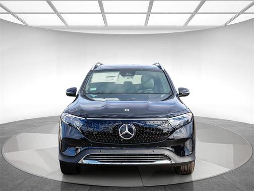 2025 Mercedes-Benz EQB 300 4MATIC