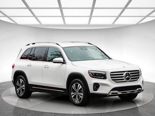 2025 Mercedes-Benz GLB 250 4MATIC