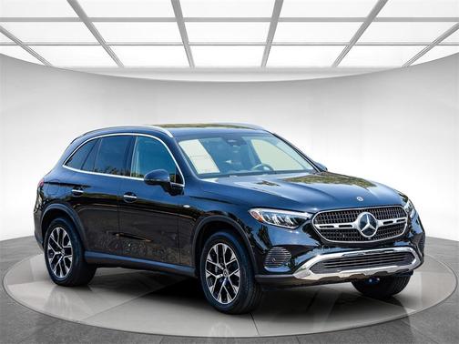 2025 Mercedes-Benz GLC 350e Base
