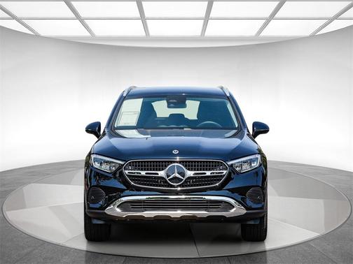 2025 Mercedes-Benz GLC 350e Base
