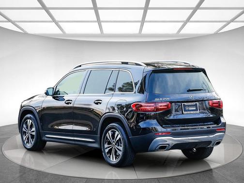 2025 Mercedes-Benz GLB 250 Base