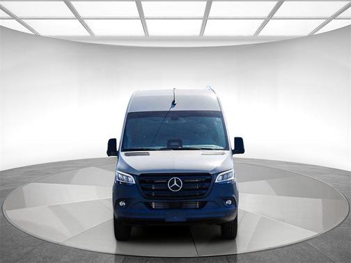 2025 Mercedes-Benz Sprinter 2500 High Roof