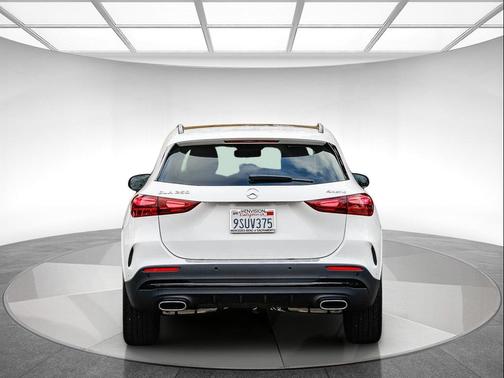 2025 Mercedes-Benz GLA 250 4MATIC