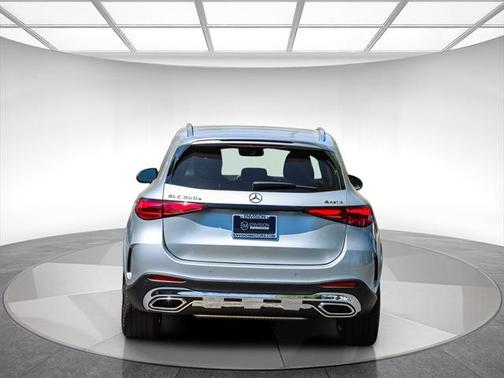 2025 Mercedes-Benz GLC 350e Base