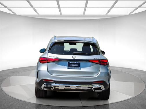 2025 Mercedes-Benz GLC 350e Base
