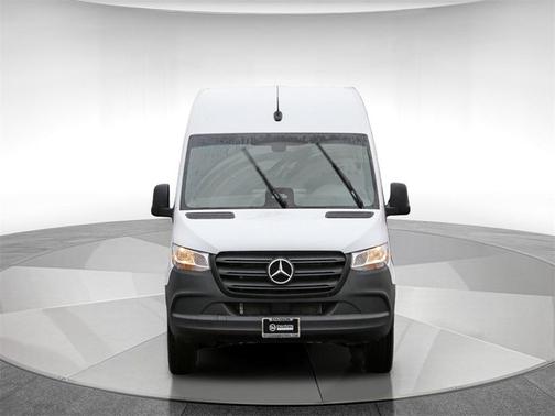 2025 Mercedes-Benz Sprinter 2500 Standard Roof