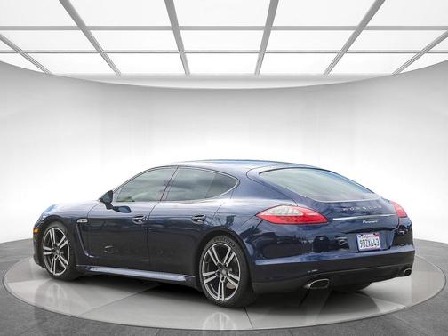 2012 Porsche Panamera 4