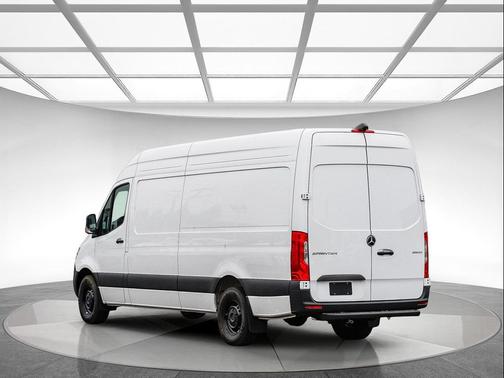 2026 Mercedes-Benz Sprinter 2500 High Roof