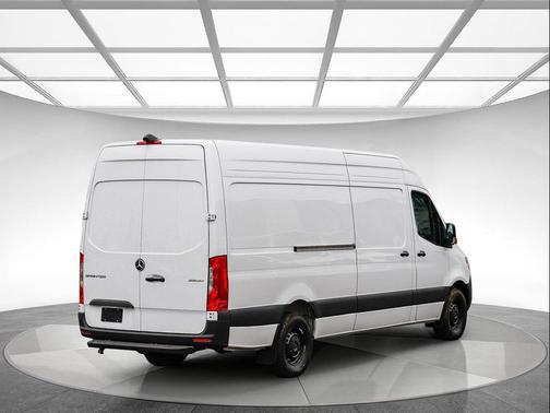 2026 Mercedes-Benz Sprinter 2500 High Roof