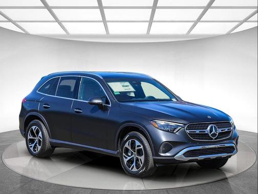 MANUFAKTUR exclusive graphite grey magno 2026 Mercedes-Benz GLC 350e Base