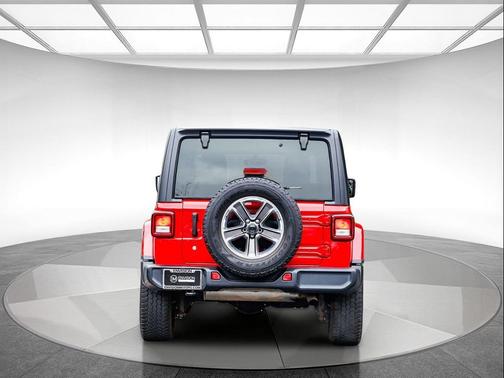 2020 Jeep Wrangler Unlimited Sahara