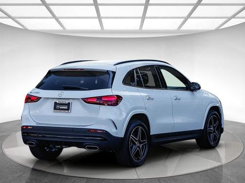 2025 Mercedes-Benz GLA 250 4MATIC