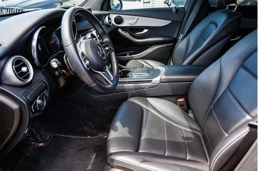 2021 Mercedes-Benz GLC 300 4MATIC