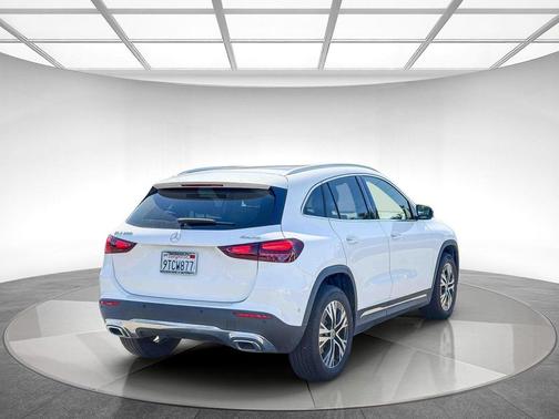 2025 Mercedes-Benz GLA 250 4MATIC