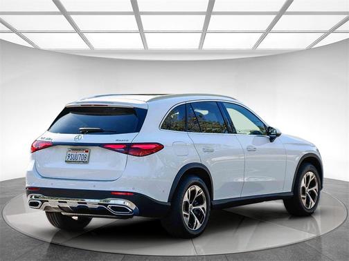 2025 Mercedes-Benz GLC 350e Base