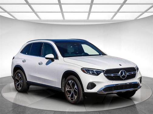2025 Mercedes-Benz GLC 350e Base