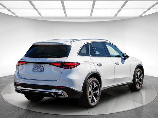 2025 Mercedes-Benz GLC 350e Base