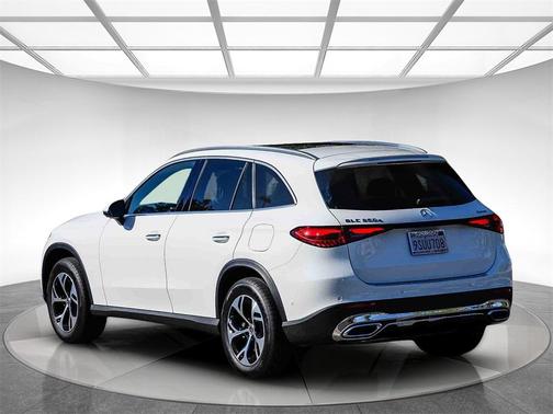 2025 Mercedes-Benz GLC 350e Base