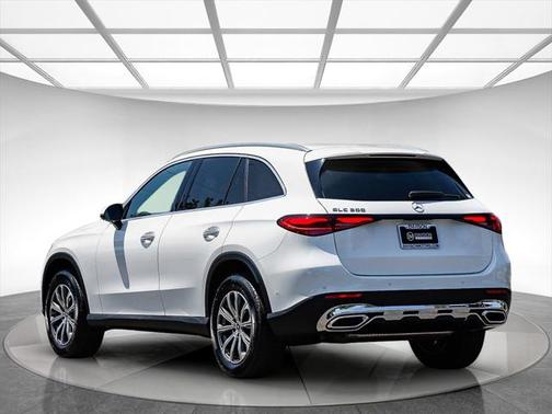2025 Mercedes-Benz GLC 300 Base