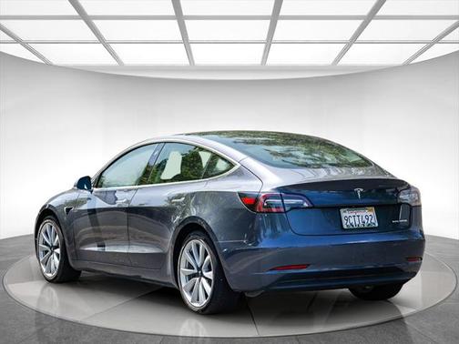 2019 Tesla Model 3 Performance