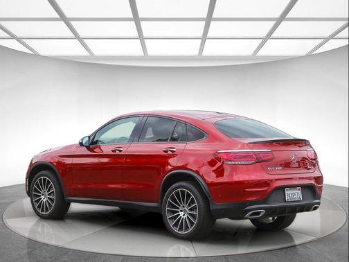 2022 Mercedes-Benz GLC 300 4MATIC Coupe