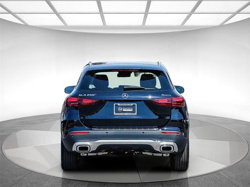 2026 Mercedes-Benz GLA 250 4MATIC