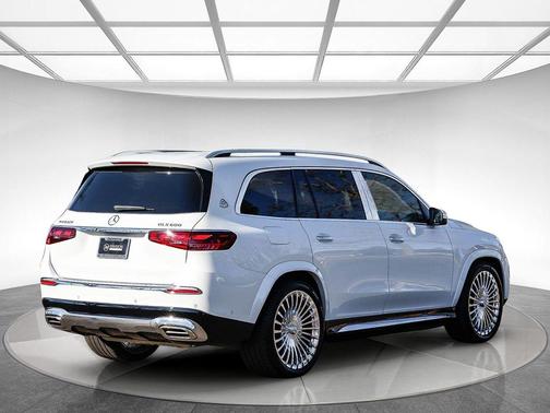 2025 Mercedes-Benz Maybach GLS 600 4MATIC