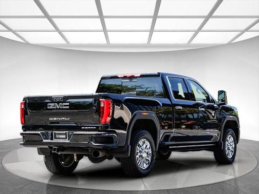 2024 GMC Sierra 2500 Denali Ultimate