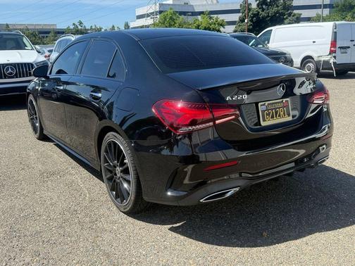 Night Black 2022 Mercedes-Benz A-Class 4MATIC