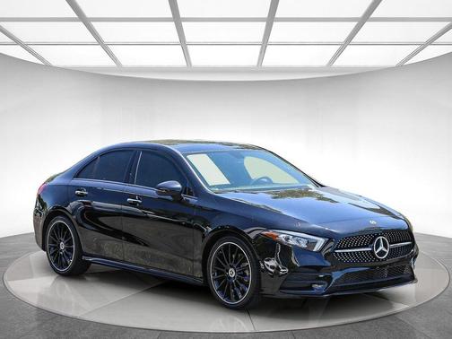 Night Black 2022 Mercedes-Benz A-Class 4MATIC