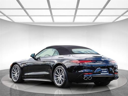 2025 Mercedes-Benz AMG SL 43 Base