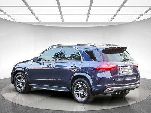 2025 Mercedes-Benz GLE 450e 4MATIC