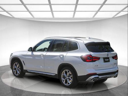 Mineral White Metallic 2023 BMW X3 xDrive30i