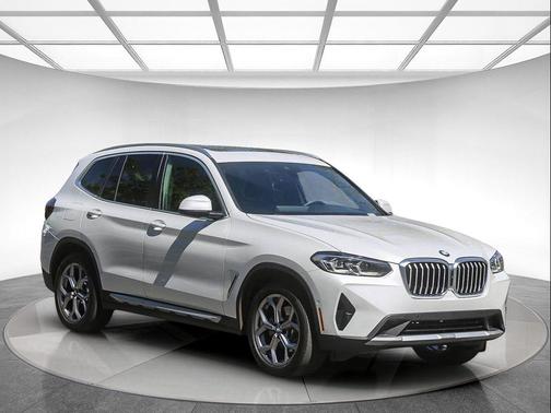 Mineral White Metallic 2023 BMW X3 xDrive30i